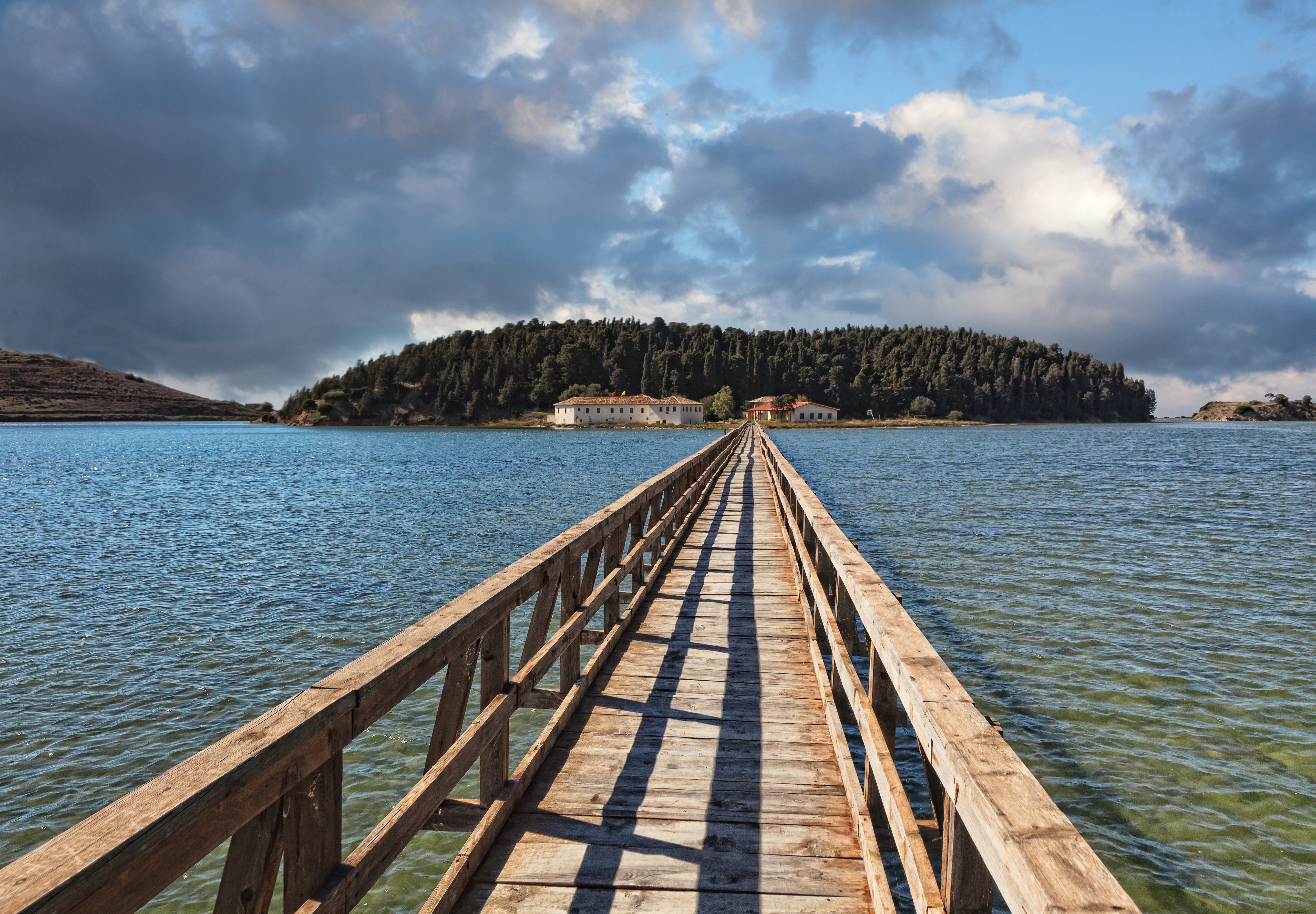 Top 10 Under-the-Radar Honeymoon Destinations for Intimate Romance