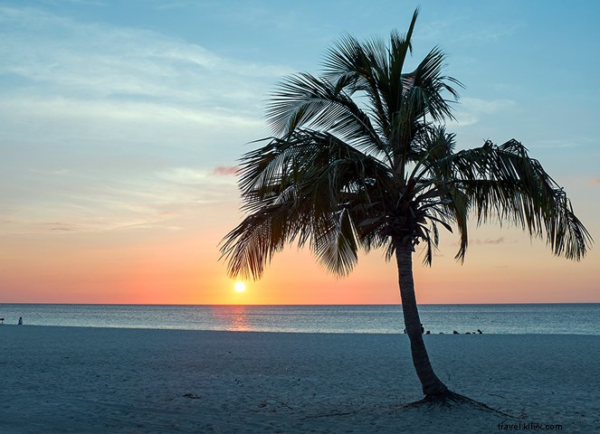 11 Compelling Reasons Travelers Return to Aruba Again and Again