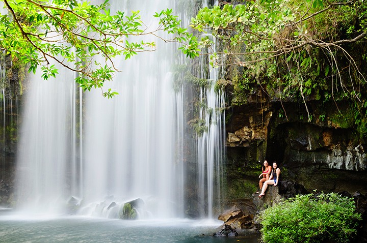 14 Compelling Reasons to Choose Costa Rica Over Theme Parks for Your Family Vacation