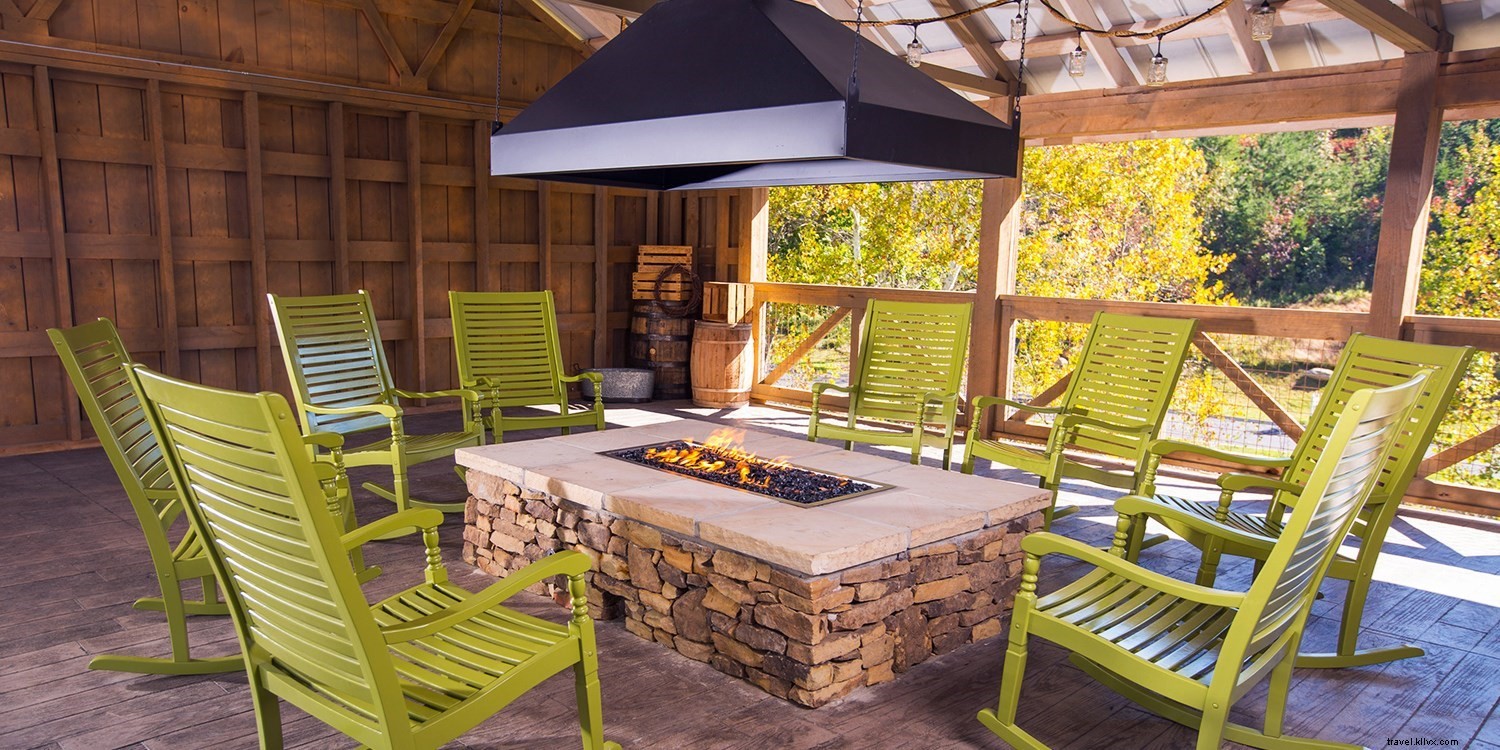 Dollywood and Great Smoky Mountains: Essential Dos and Don ts from a Travel Expert