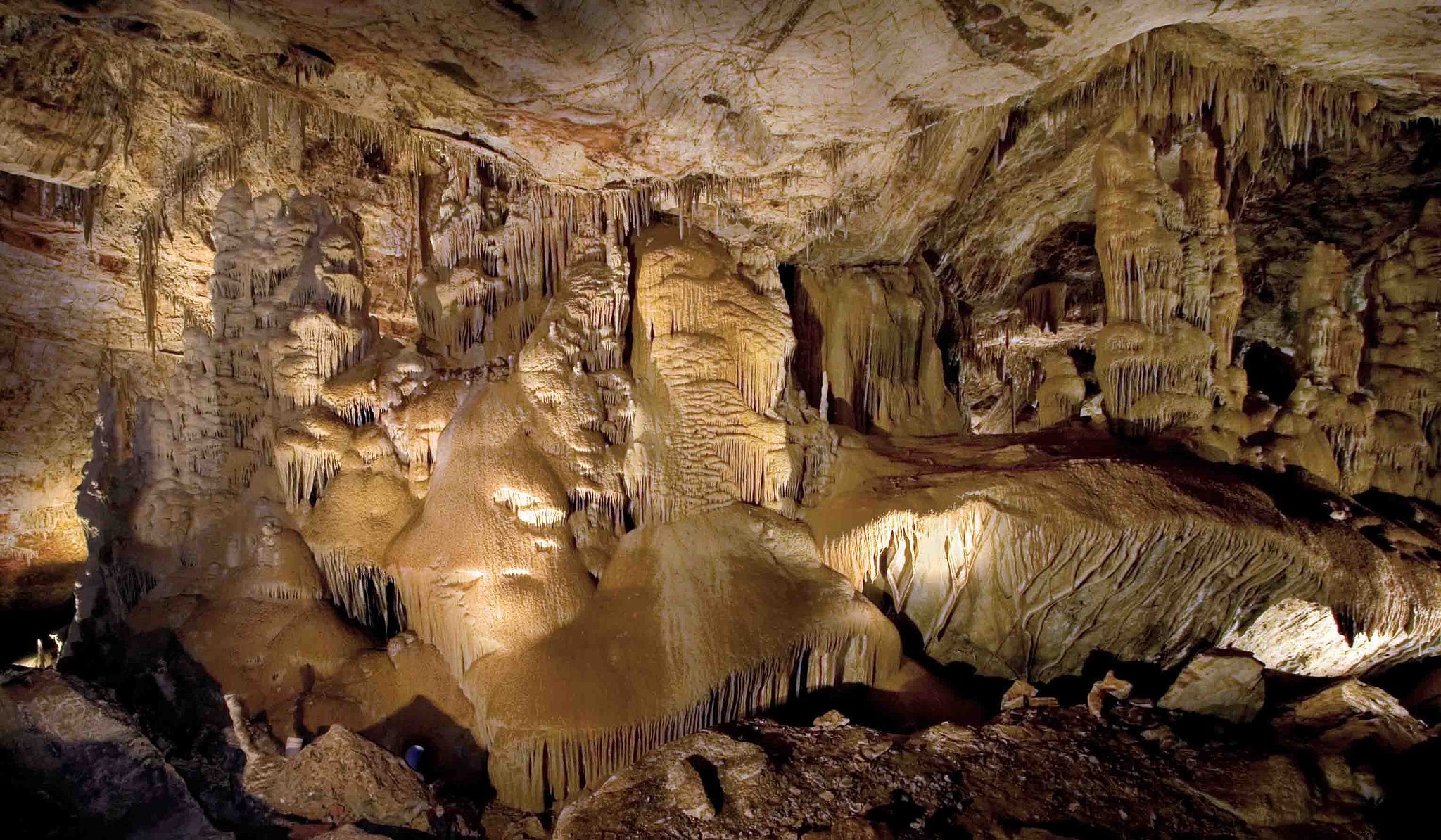 15 Must-Visit Caves in the United States: A Comprehensive Guide
