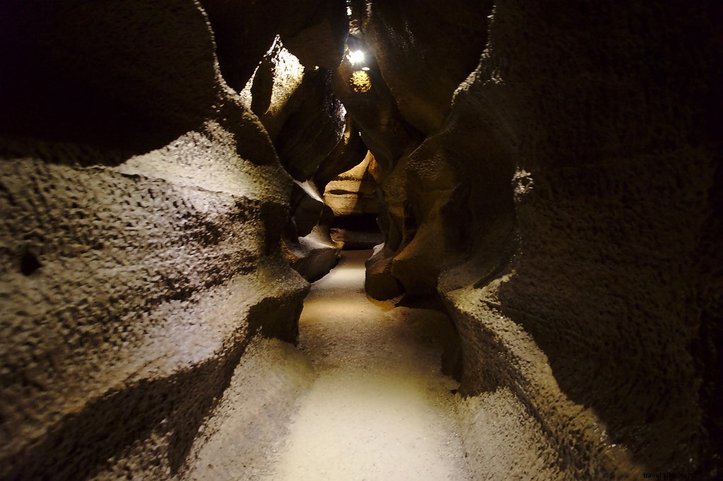 15 Must-Visit Caves in the United States: A Comprehensive Guide
