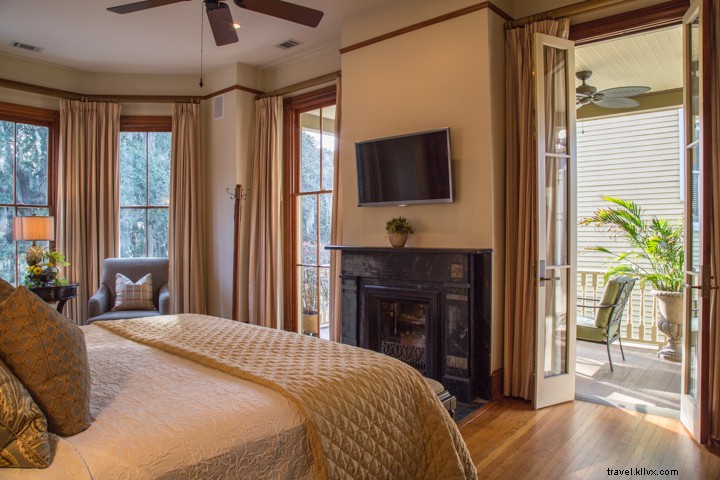 12 Compelling Reasons to Visit Savannah This Summer