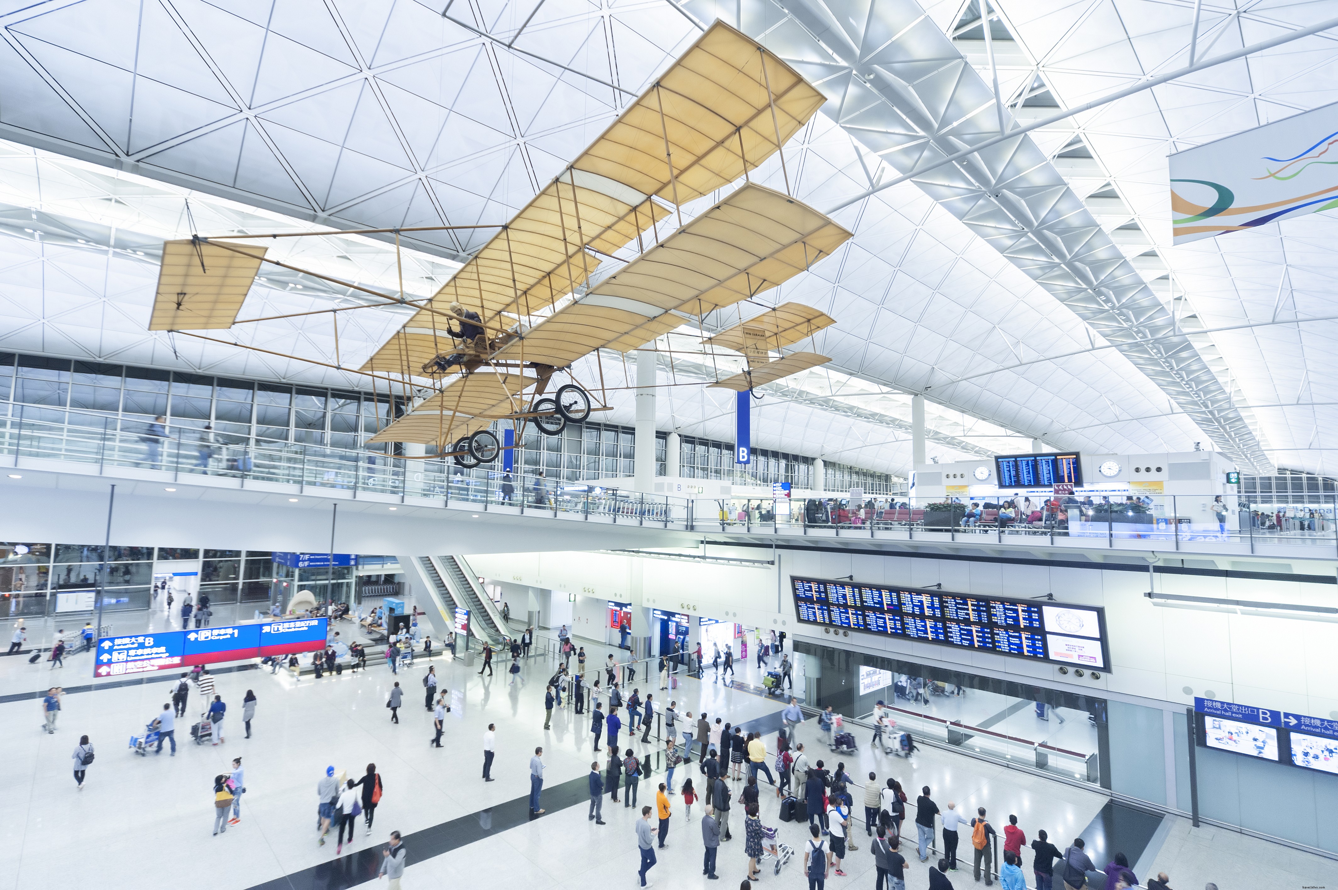 Top 10 Airports Worldwide That Turn Layovers into Adventures