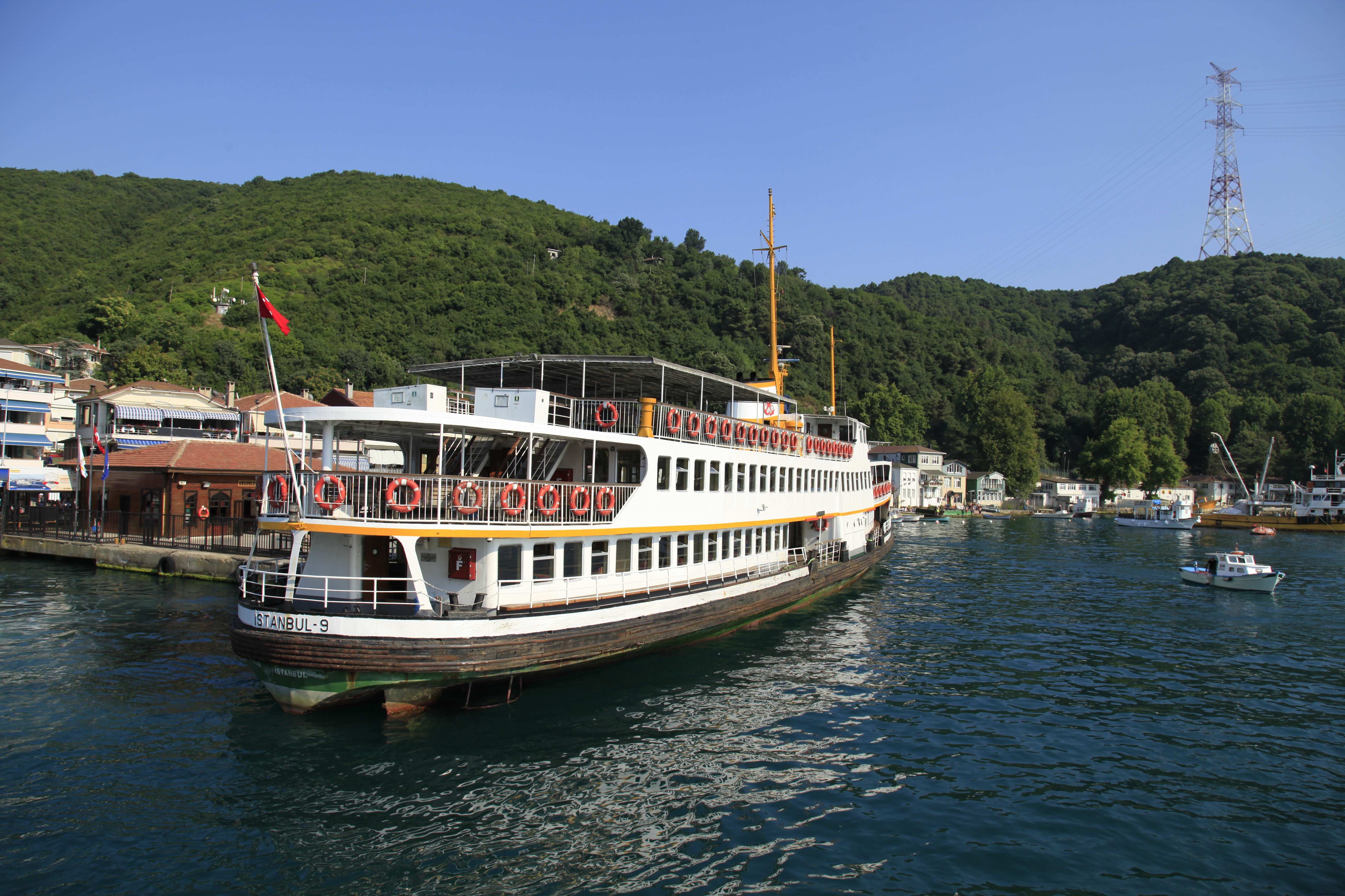 Debunking Common Myths About Escorted Tours: A Traveler s Honest Experience