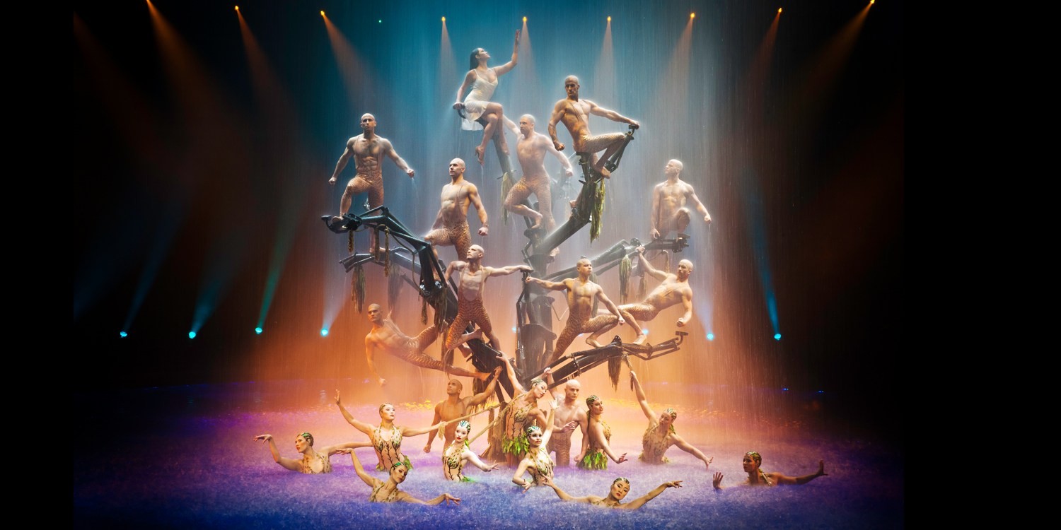 Las Vegas  Best-Kept Secret: Epic Deals on Shows, Hotels & Dining Between Thanksgiving and Christmas