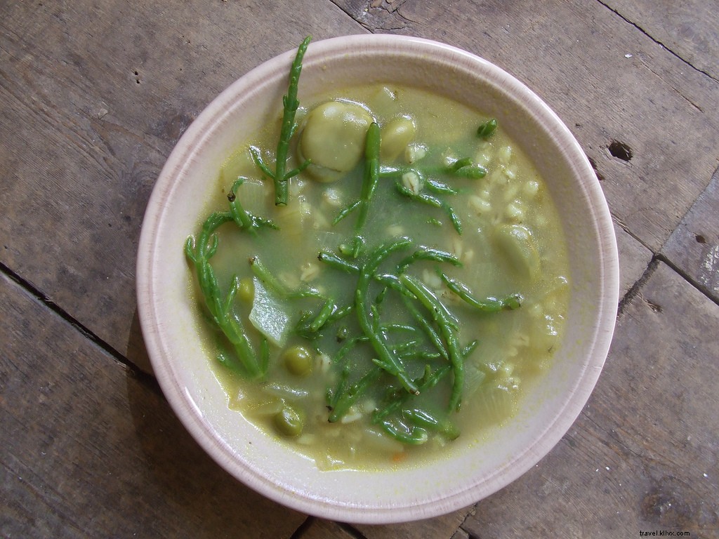 7 Expert Tips for Traveling with Dietary Restrictions: Vegan, Gluten-Free, and More