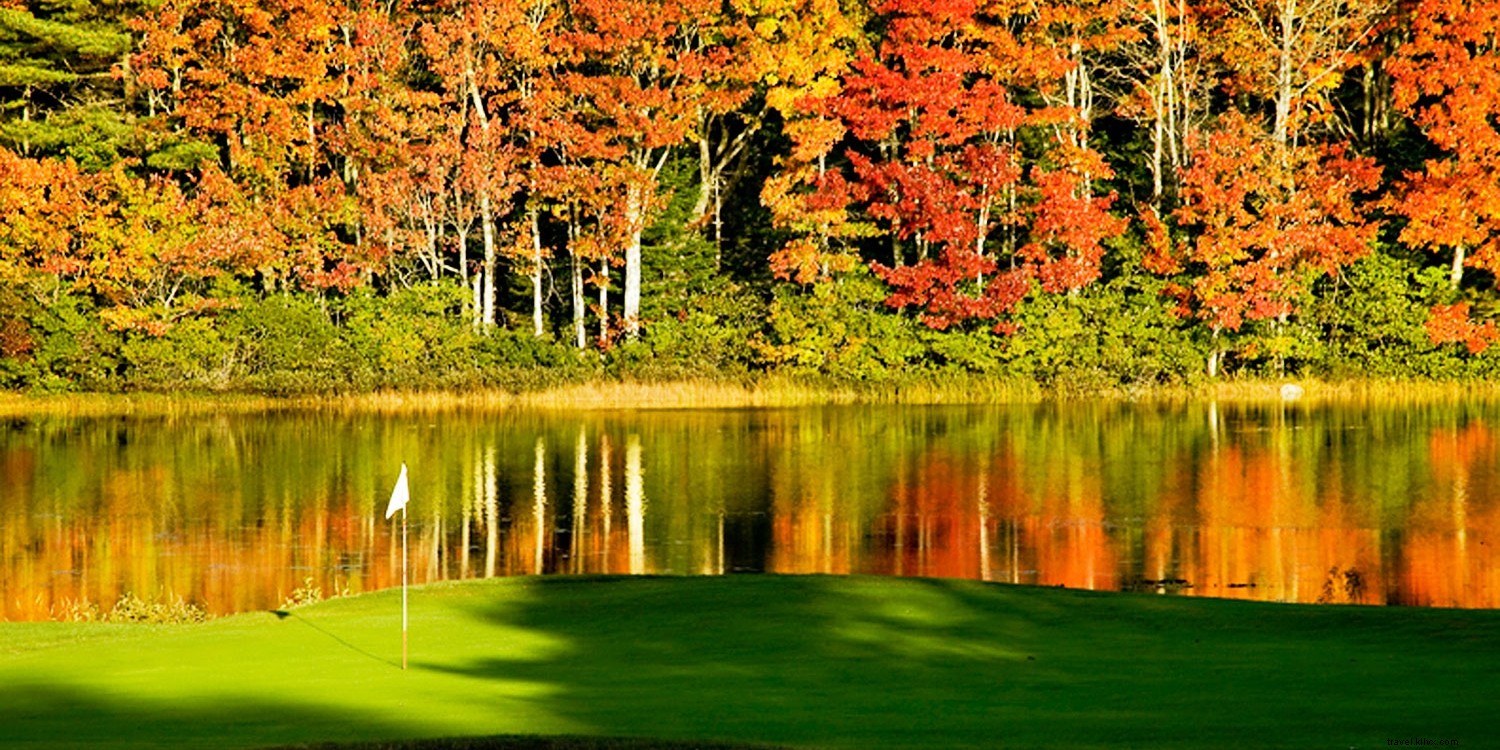 13 Top Northeast Fall Foliage Getaways: Hotels Up to 70% Off from Travelzoo Experts