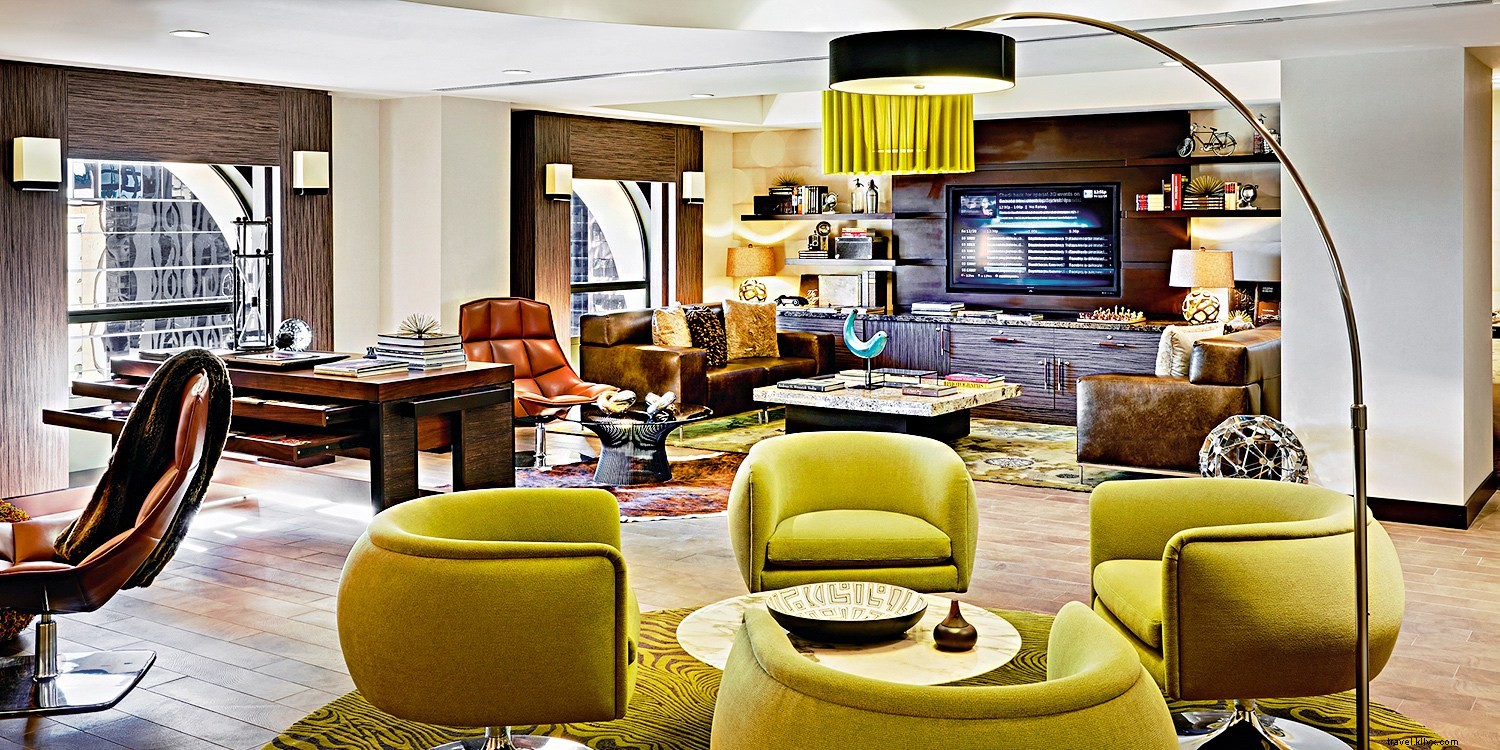 Top Phoenix Resort Deals: Best Summer Savings at Luxury Properties