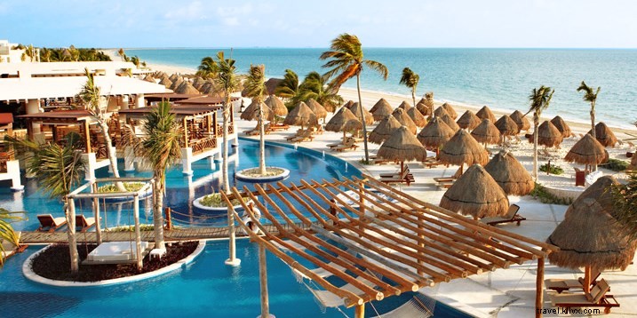 16 Luxurious Romantic Hotels Around the World