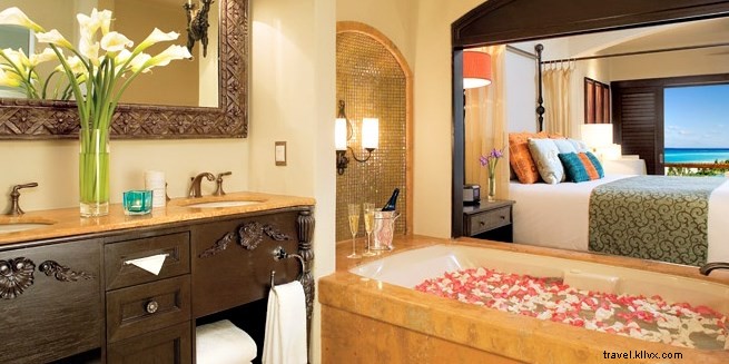 16 Luxurious Romantic Hotels Around the World