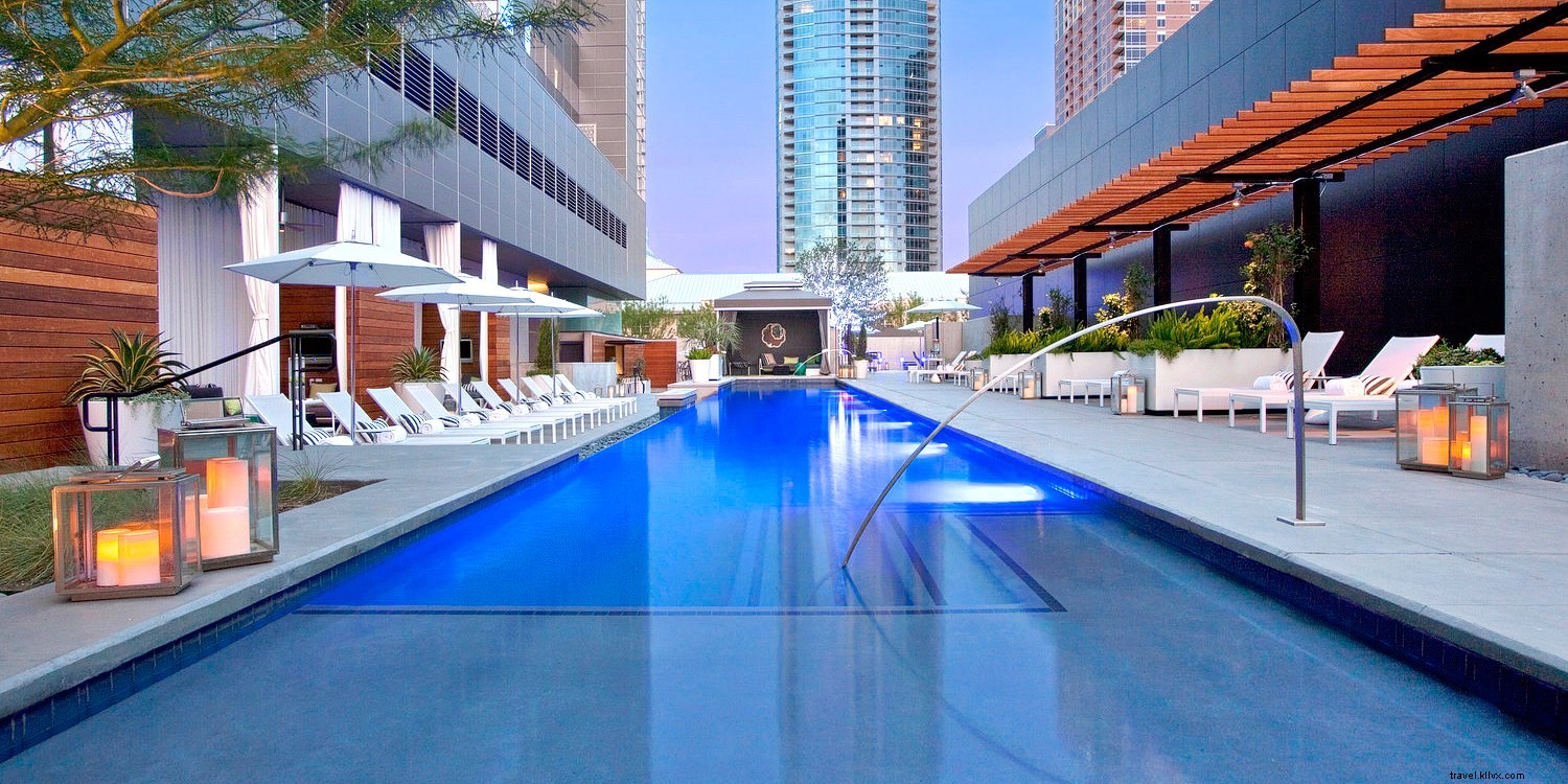 16 Luxurious Romantic Hotels Around the World