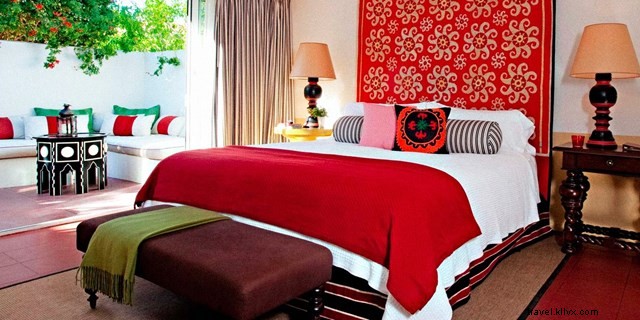 16 Luxurious Romantic Hotels Around the World