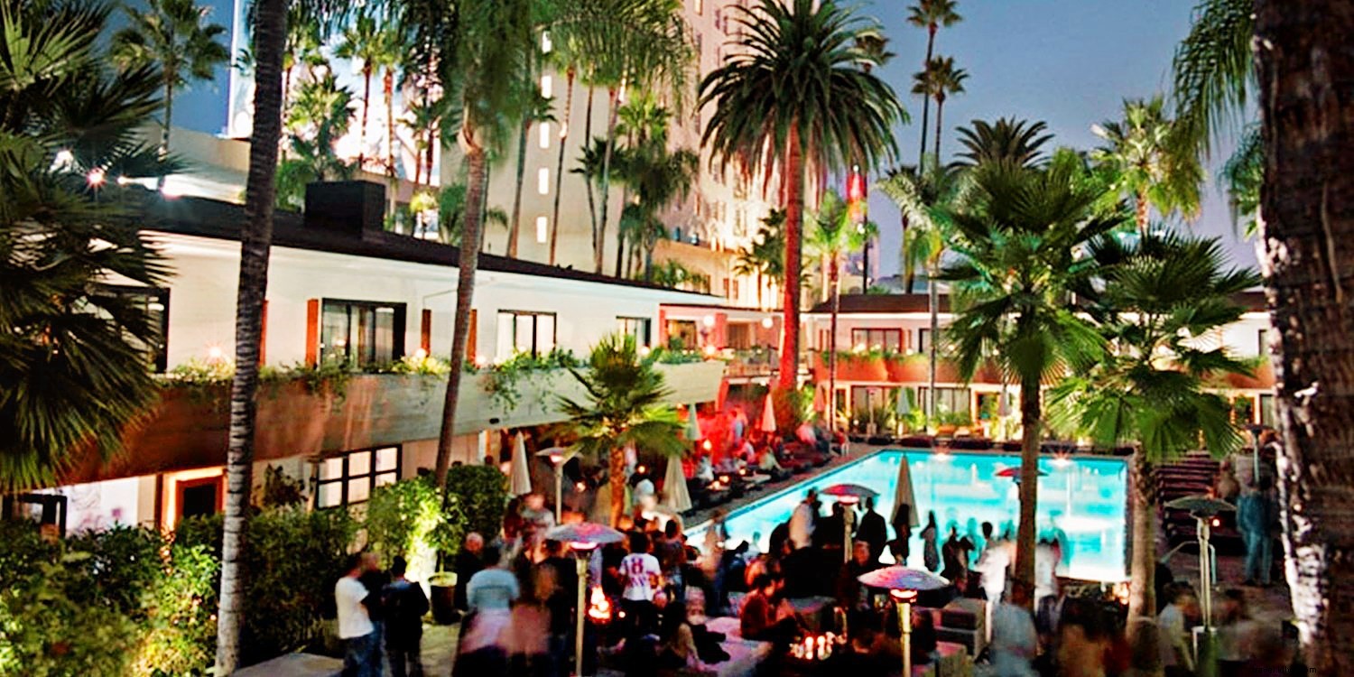 6 Luxurious Urban Staycations with Iconic City Pools