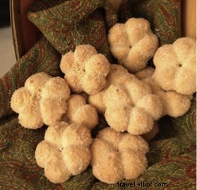 Authentic Santa Fe Holiday Recipes: Traditional New Mexican Favorites from The City Different