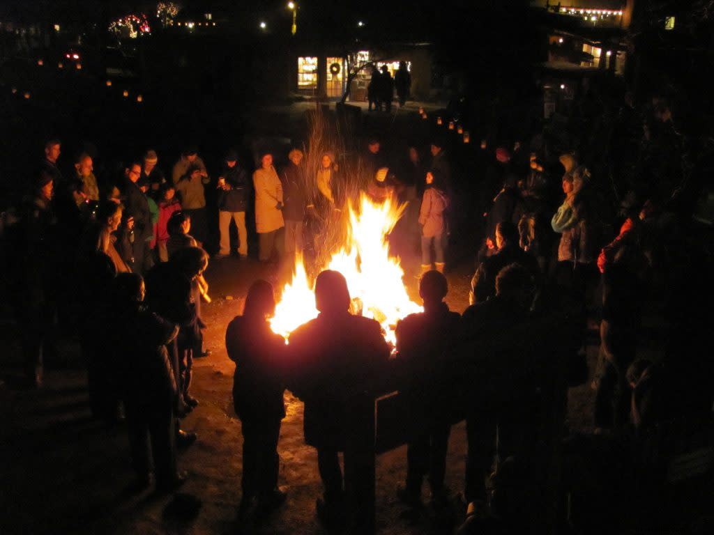 Capture Santa Fe s Magical Holiday Lights: Farolitos, Luminarias & Instagram Perfection