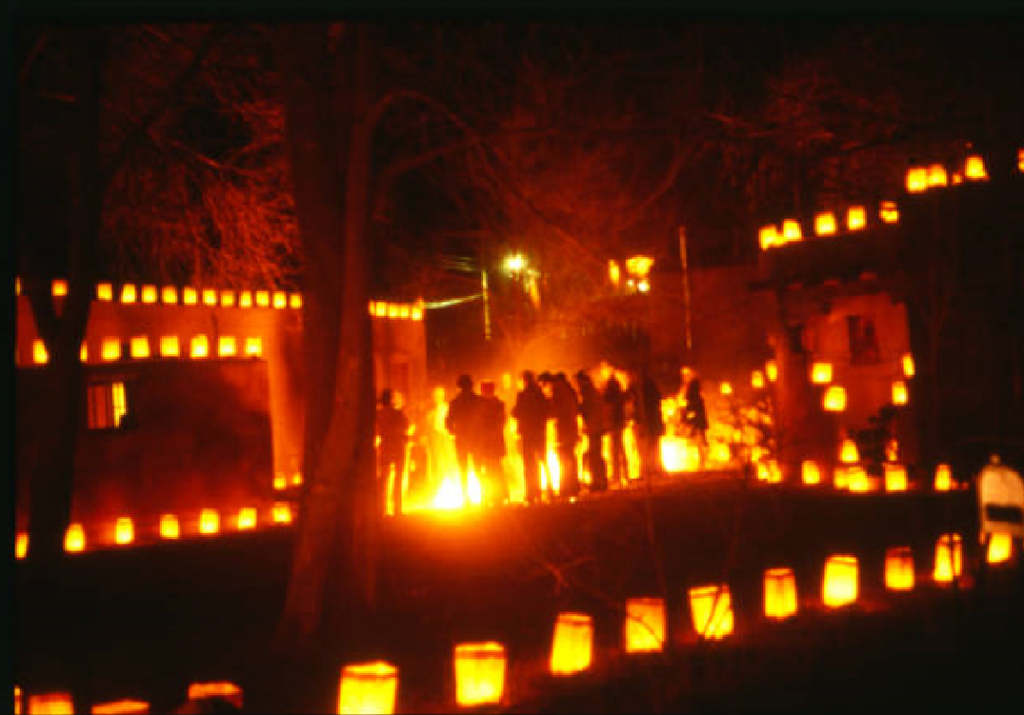 8 Stunning Farolito Photos Capturing Santa Fe s Magical Holiday Glow