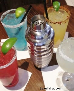 Santa Fe s Best New Year s Eve Spots: Where Locals Ring in the New Year