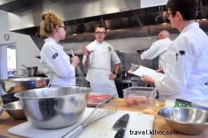 Santa Fe Holiday Gifts: Unforgettable Experiences Over Wrapping Paper