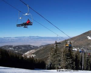 5 Compelling Reasons to Celebrate Thanksgiving in Santa Fe