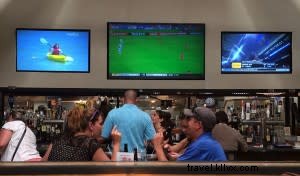 Santa Fe Shopping Guide: Fun Activities to Keep Your Partner Engaged