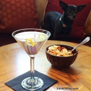 Santa Fe Shopping Guide: Fun Activities to Keep Your Partner Engaged