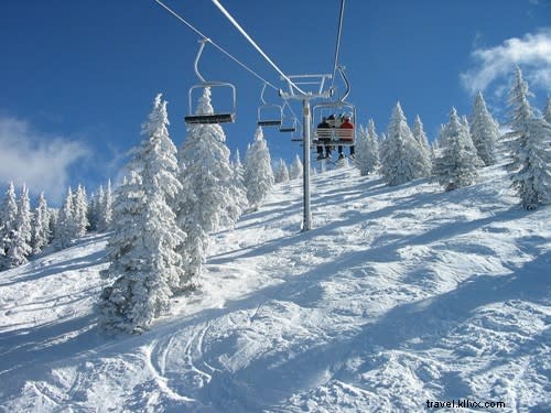 Santa Fe Winter Guide: Native Pueblo Traditions, Skiing Adventures, and Culinary Highlights