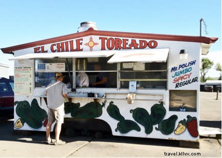 Discover Santa Fe s Vibrant Street Food Cart Scene: Top Spots for Authentic Flavors