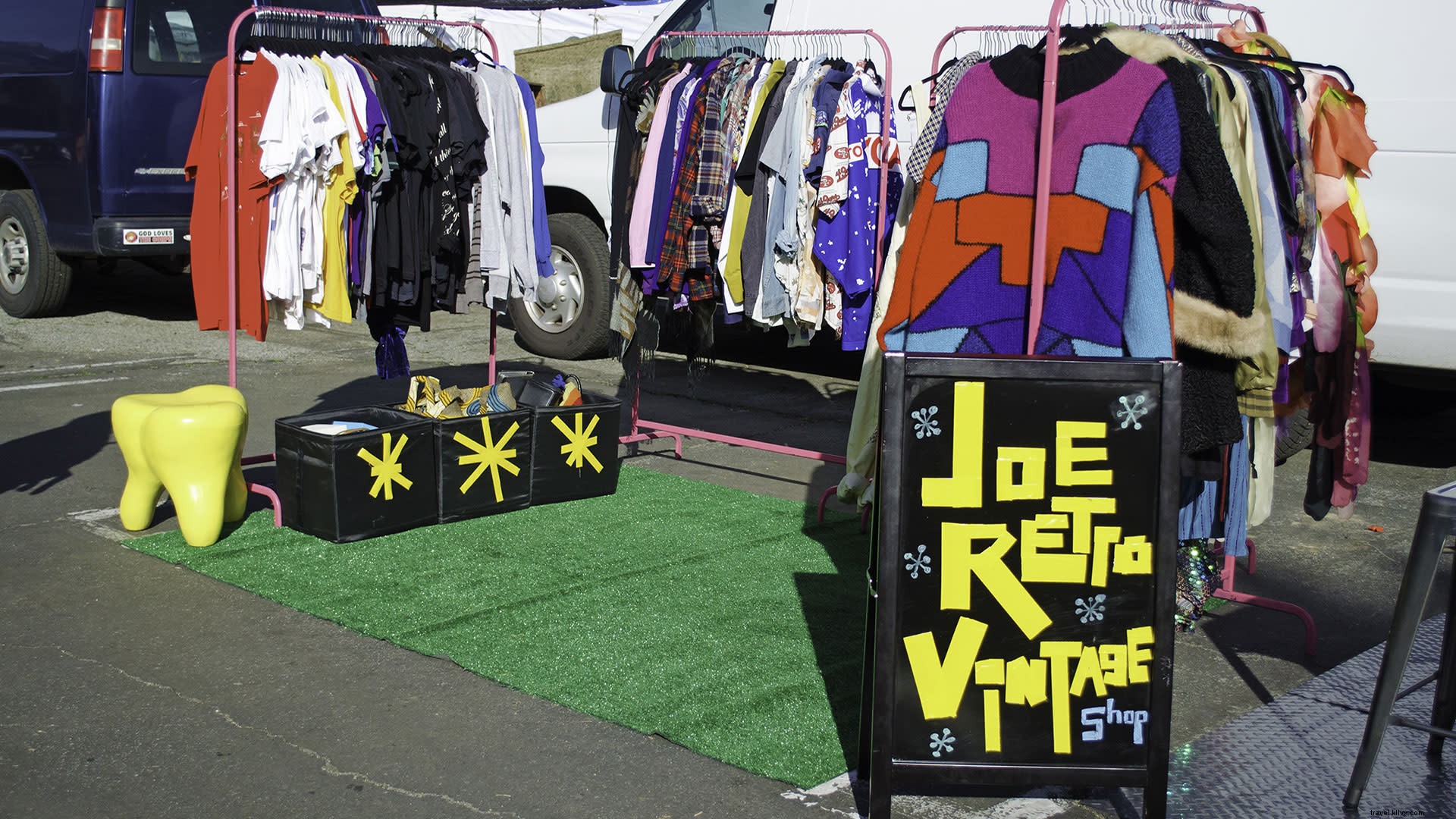 Palm Springs Vintage Market Returns: Discover Midcentury Modern Treasures and Vintage Finds