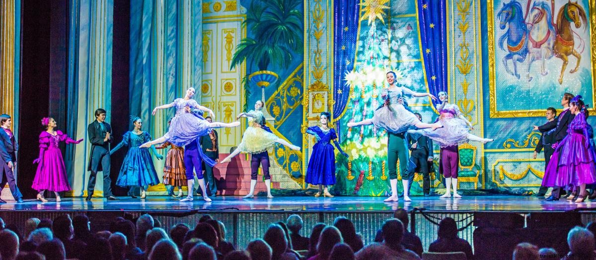 6 Exceptional Alcohol-Free Nighttime Adventures in Greater Palm Springs