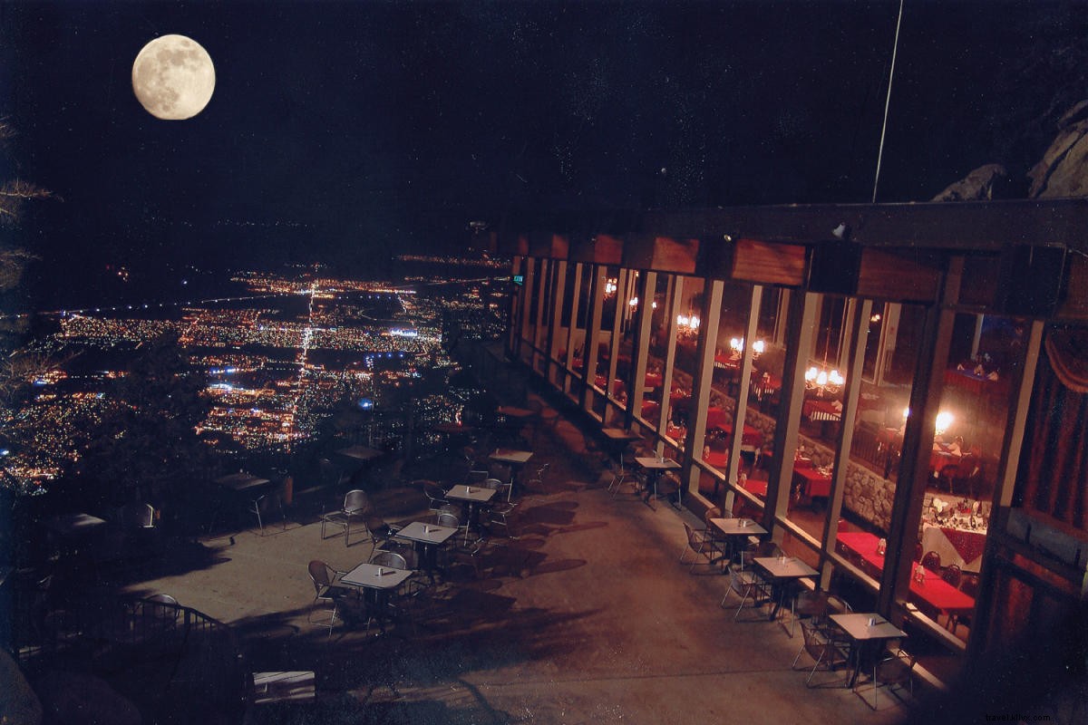 6 Exceptional Alcohol-Free Nighttime Adventures in Greater Palm Springs