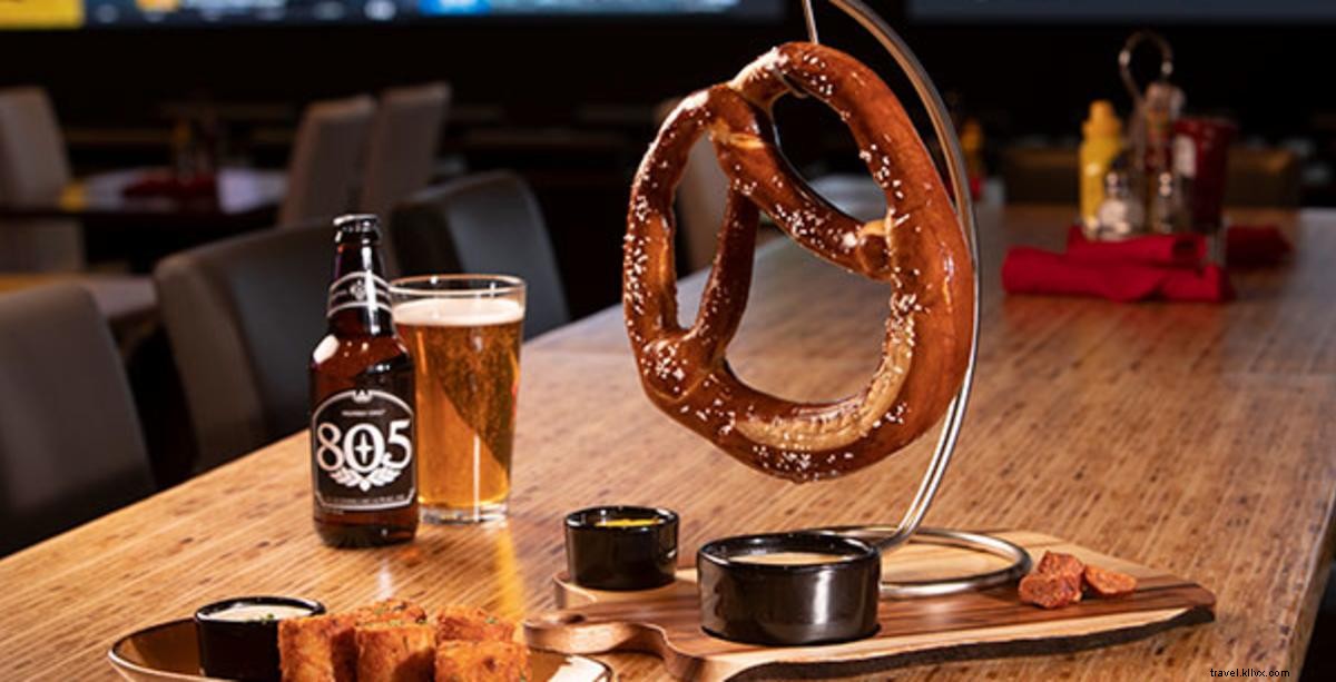 Best Happy Hour Spots in Greater Palm Springs: Top Deals on Drinks and Bites