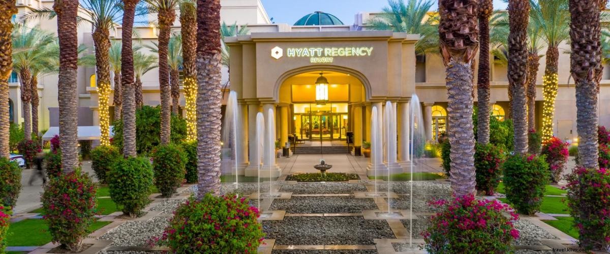 Premier Tennis in Indian Wells: World-Class Courts, Pro Lessons, and Luxury Resorts