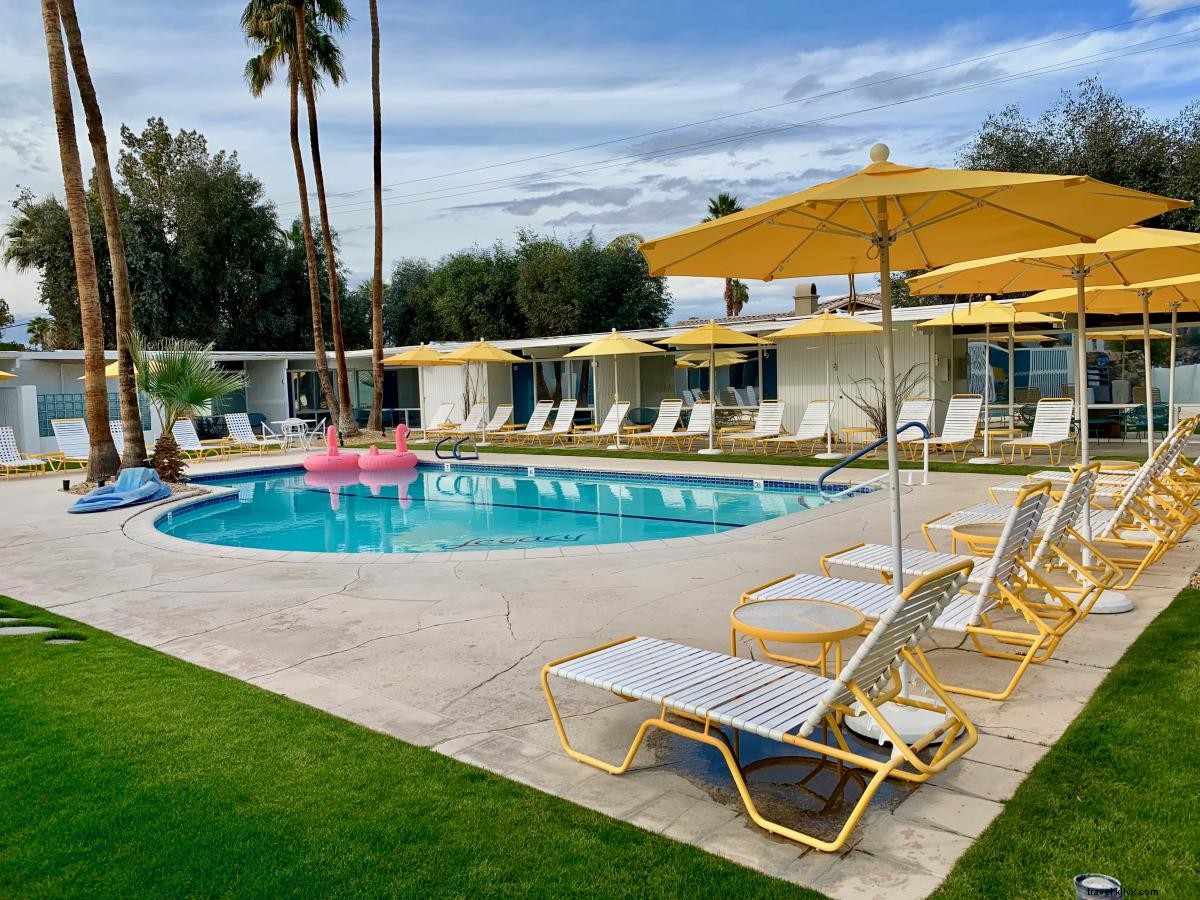 Iconic Midcentury Modern Hotels in Greater Palm Springs: Timeless Desert Elegance