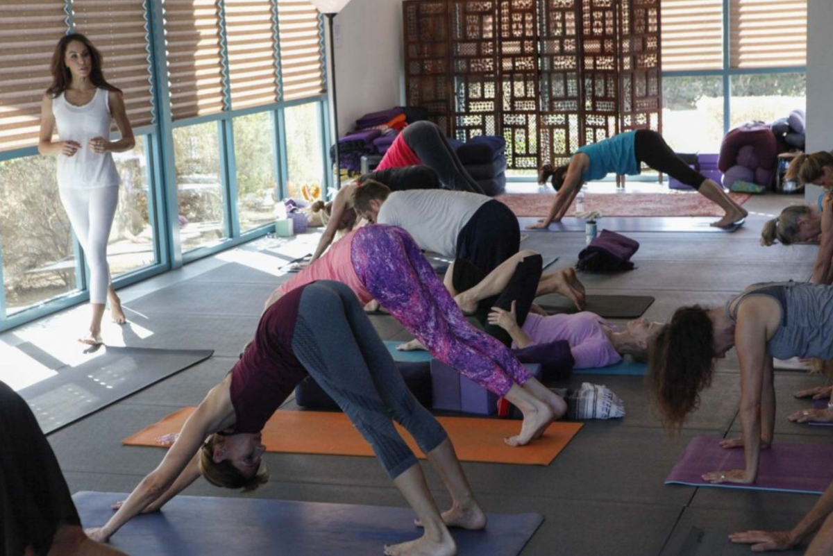 Best Drop-In Yoga Studios in Greater Palm Springs for Travelers