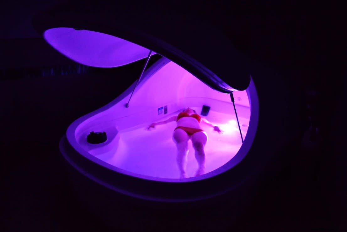Experience Flotation Therapy in Greater Palm Springs: Deep Relaxation and Wellness Benefits