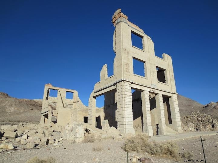 Exploring California s Desert Ghost Towns: Mining Boomtowns and Route 66 Relics