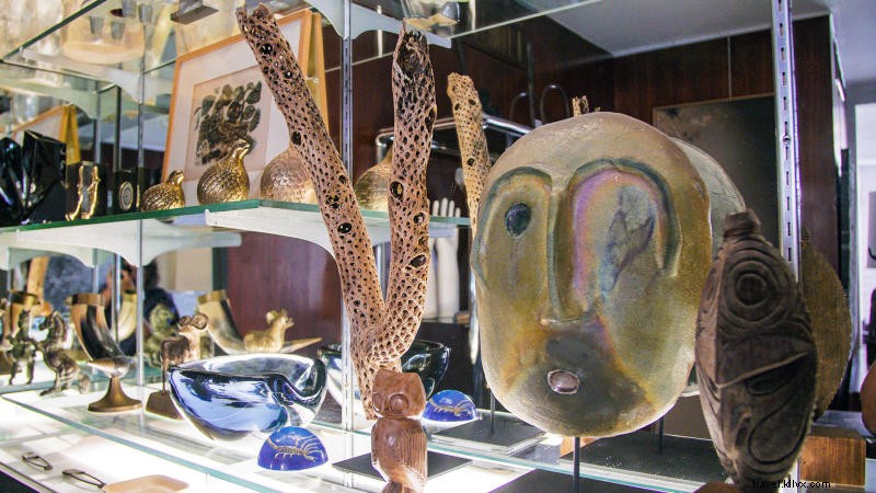 Ultimate Guide to Vintage Shopping in Greater Palm Springs: Best Stores, Thrift Shops & Hidden Gems