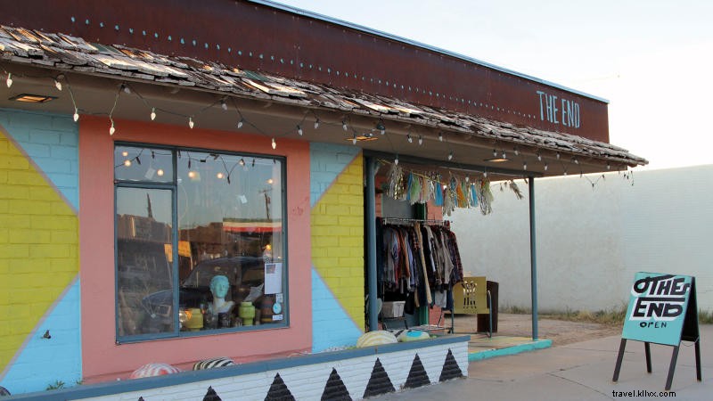 Ultimate Guide to Vintage Shopping in Greater Palm Springs: Best Stores, Thrift Shops & Hidden Gems
