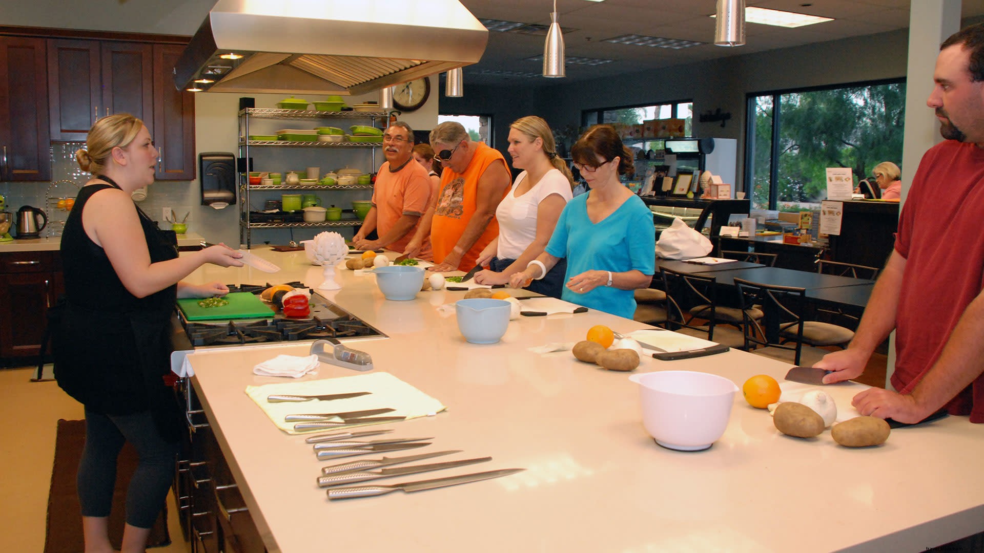 Best Cooking Classes in Greater Palm Springs: Hands-On Culinary Experiences for Foodies