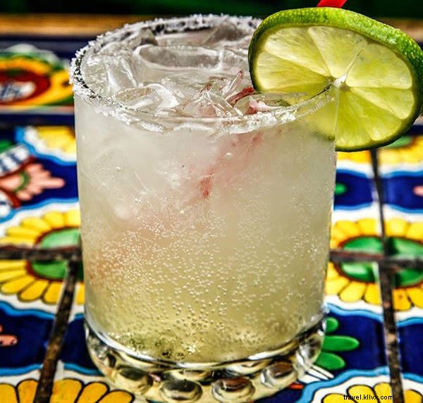 Locals  Top Picks: Best Cool Spots for Refreshing Cocktails in Palm Springs (Summer 2016)