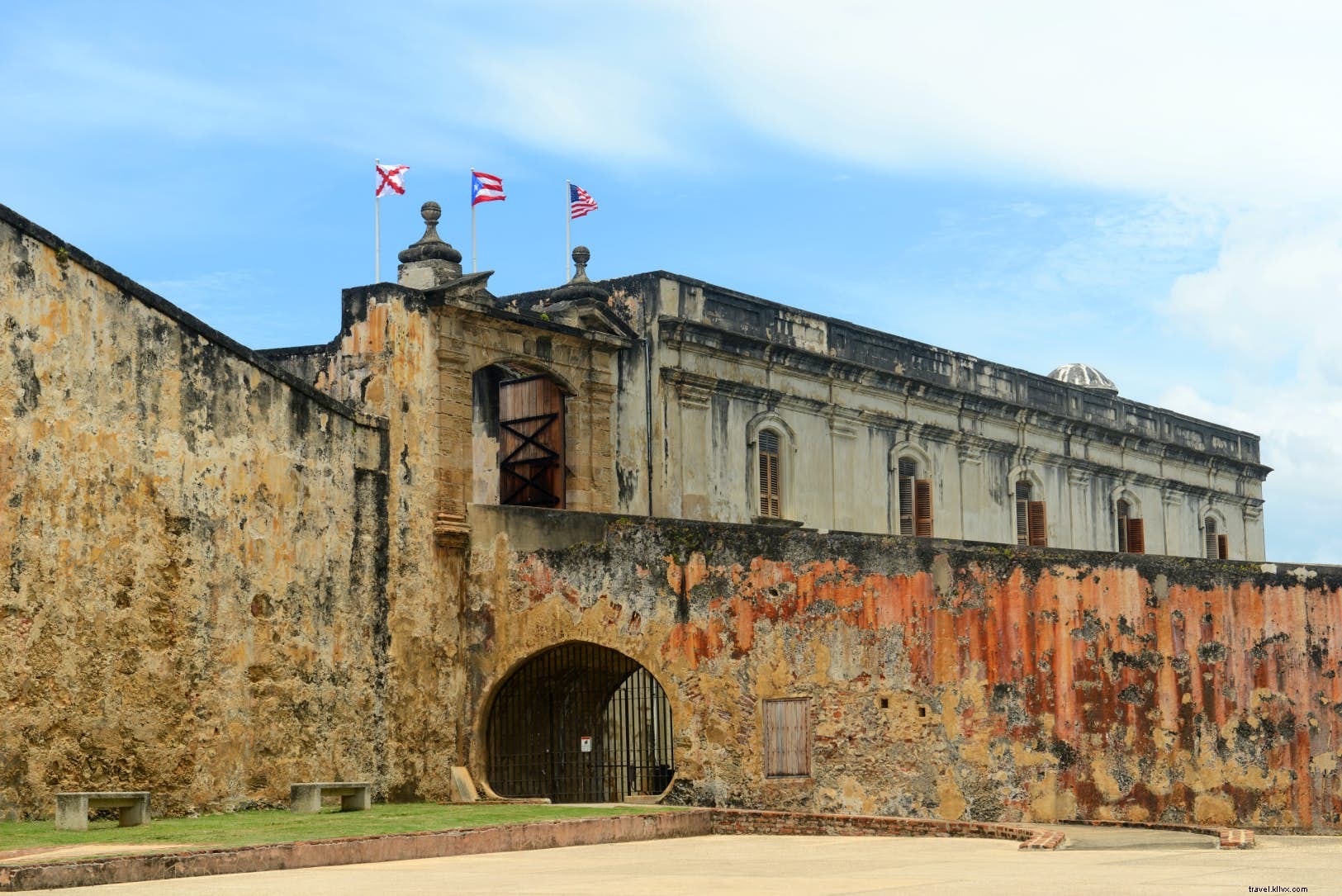 Castillo San Cristóbal: San Juan s Largest Spanish Fortress and UNESCO World Heritage Site