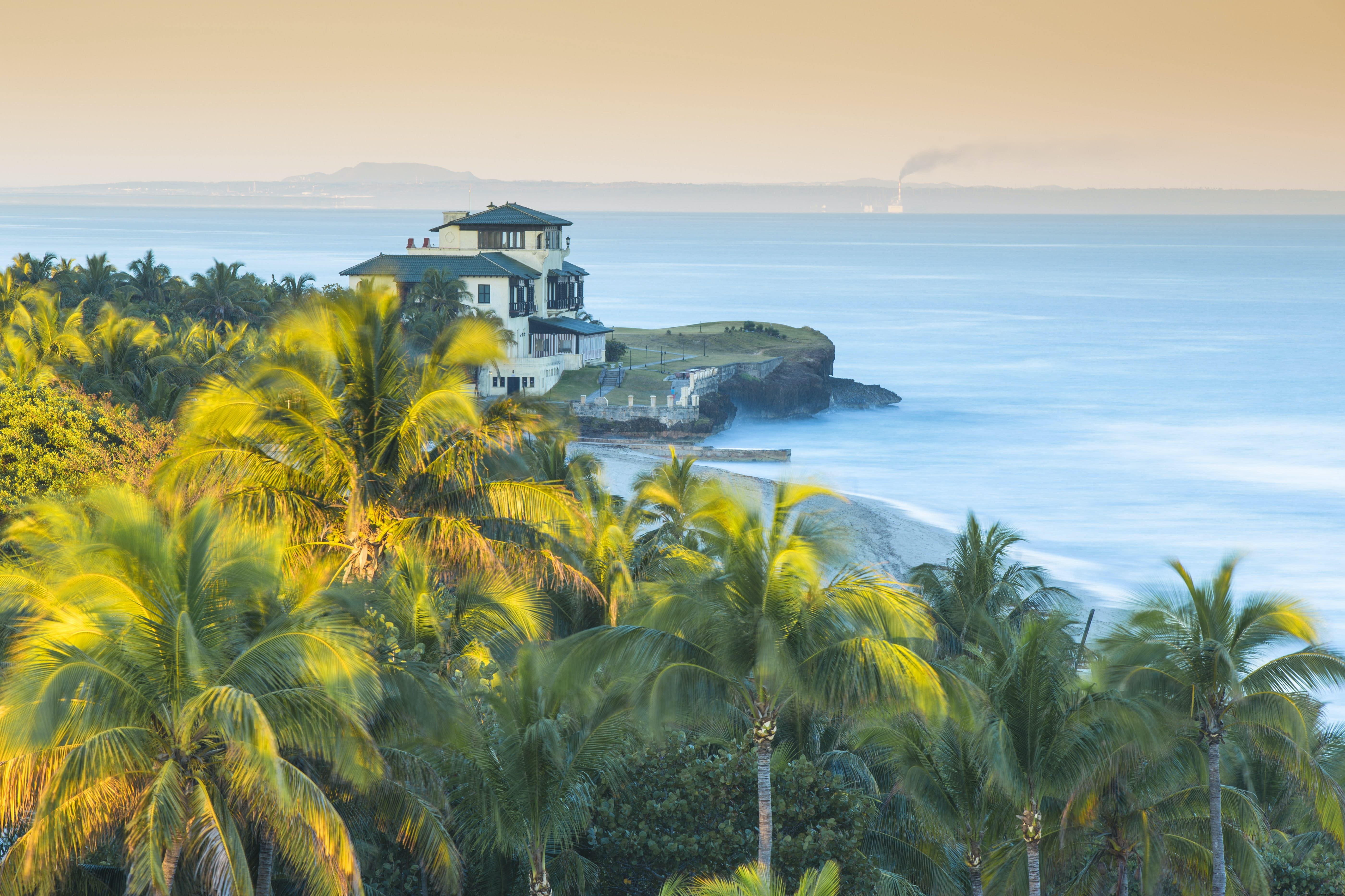 Mansión Xanadú: The Historic Du Pont Mansion on Varadero s Golf Course