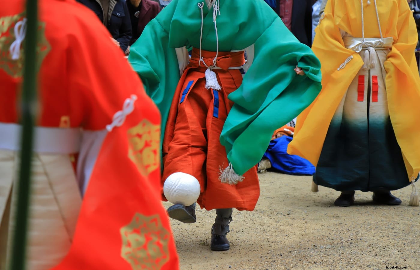 Exploring Japan s Timeless Traditional Crafts: Temari Balls, Yosegi Zaiku Marquetry, and Echizen Blades