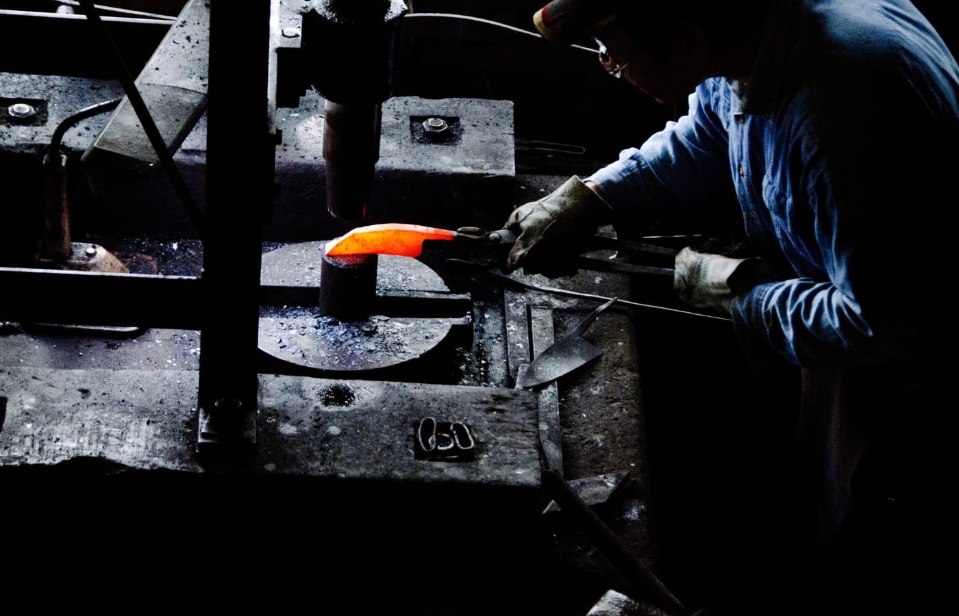 Exploring Japan s Timeless Traditional Crafts: Temari Balls, Yosegi Zaiku Marquetry, and Echizen Blades