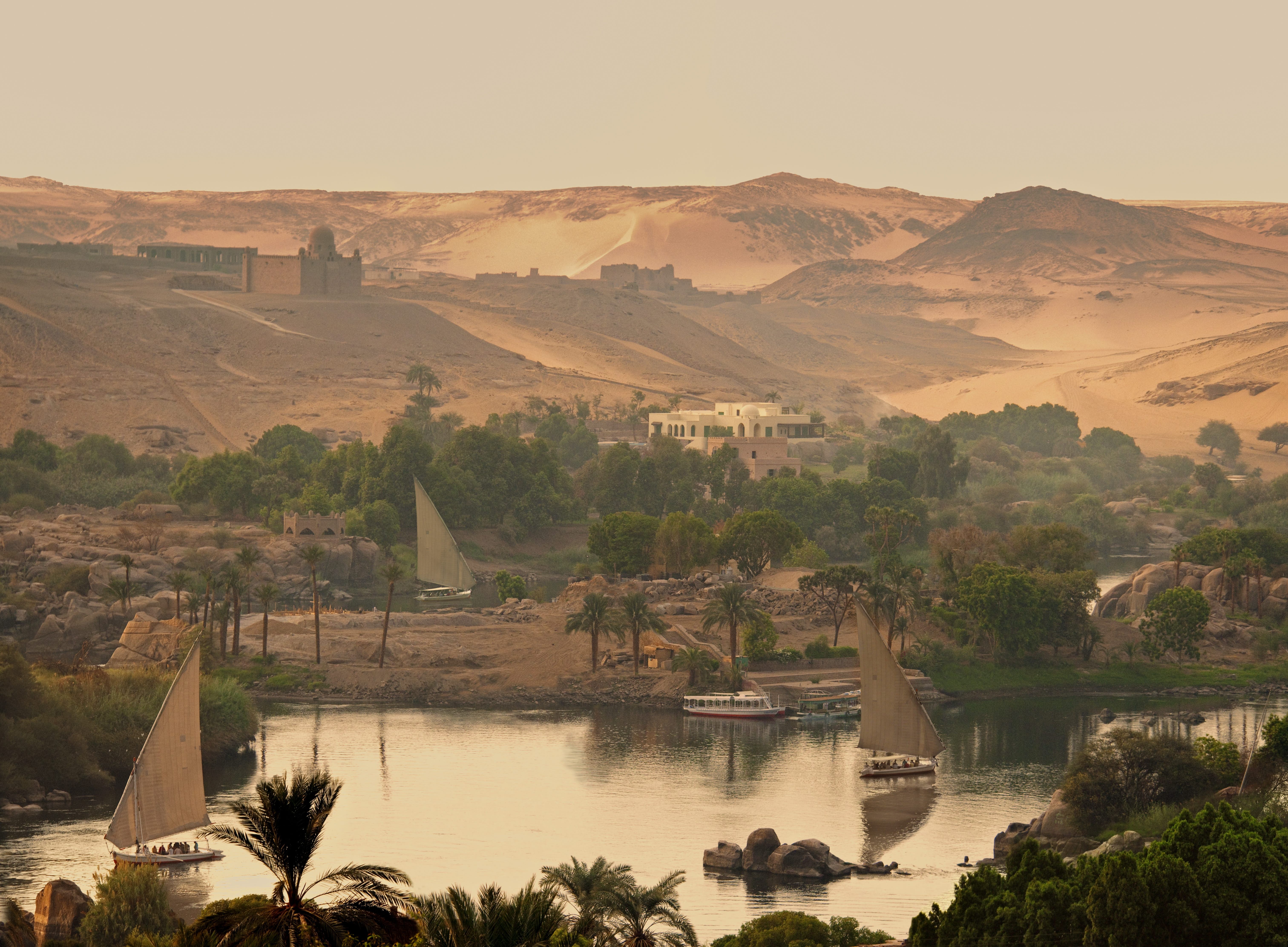 10 Timeless Sailing Destinations: Iconic Adventures on the World s Greatest Waters