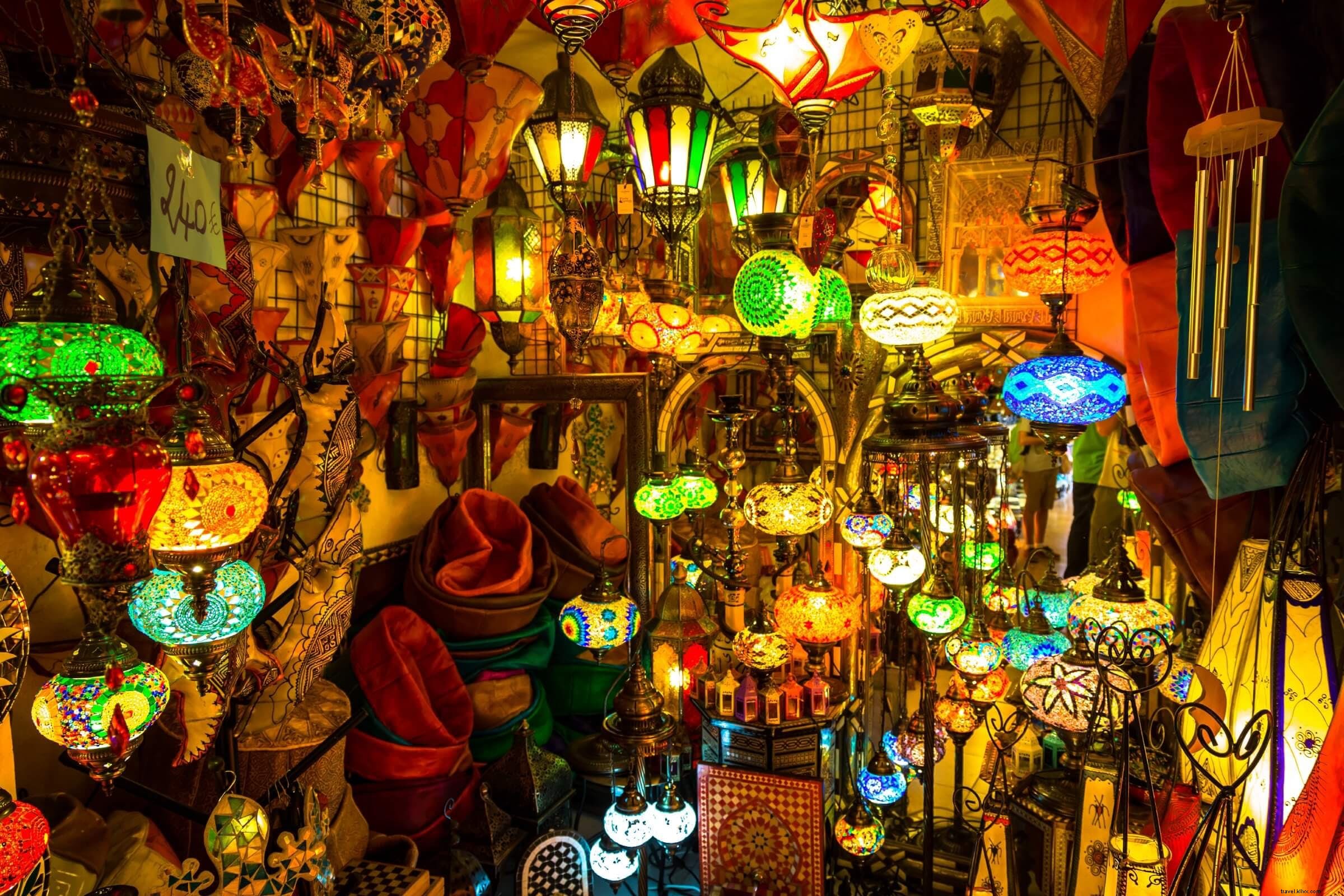 Master Haggling in Marrakesh Souks: Expert Tips, Prices, and Must-Buy Souvenirs