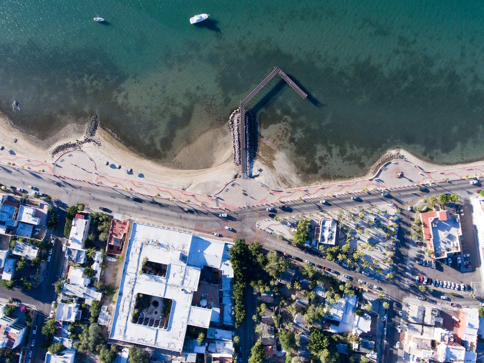 Best Vehicles for Iconic Road Trips: Expert Recommendations for Global Adventures