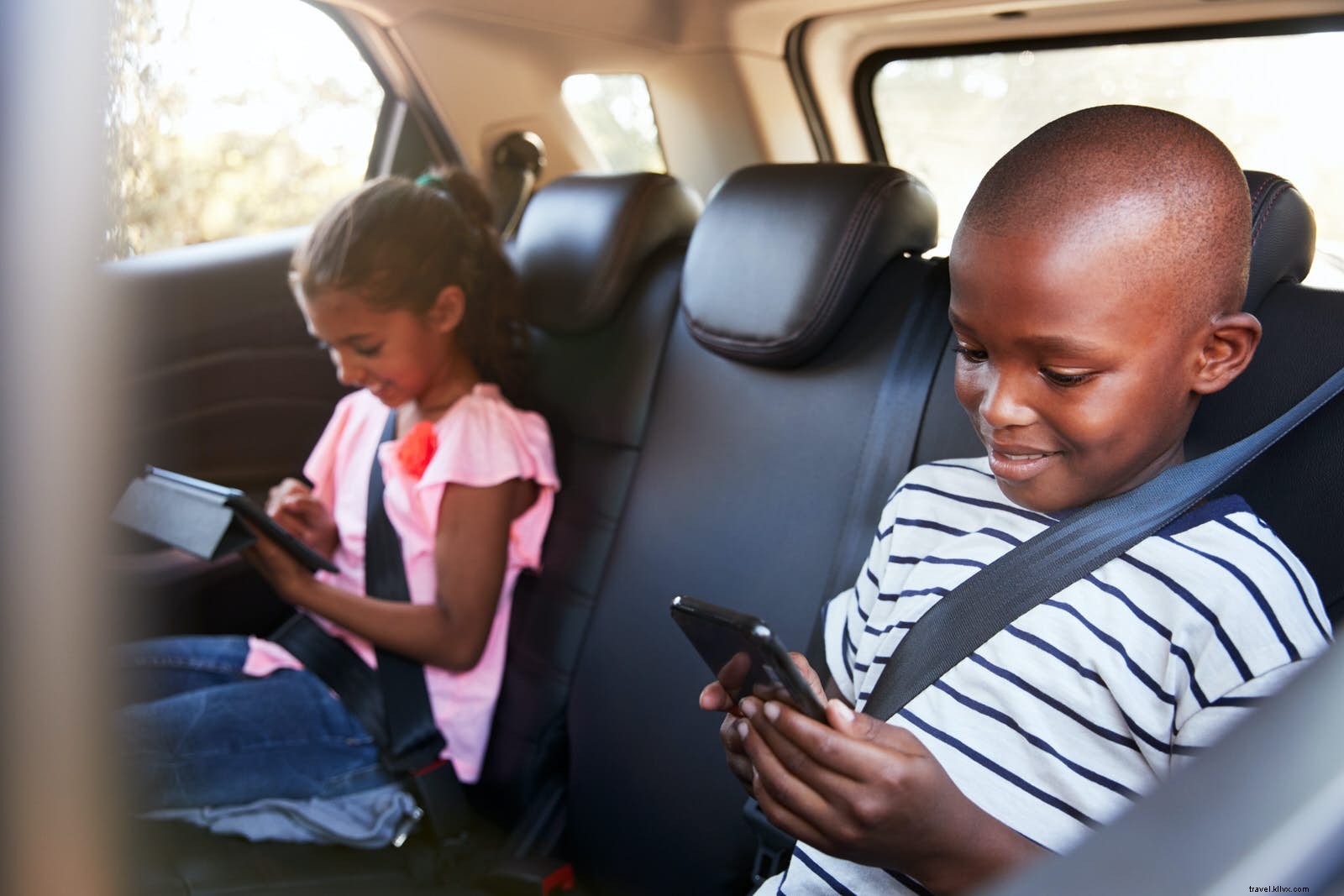 12 Expert Tips for a Stress-Free Family Road Trip with Kids