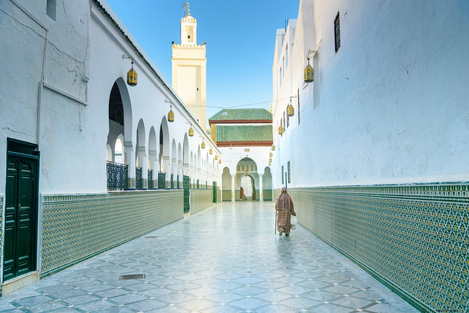 Discover Morocco s Middle Atlas: Monkeys, Roman Ruins, and Troglodyte Cave Houses